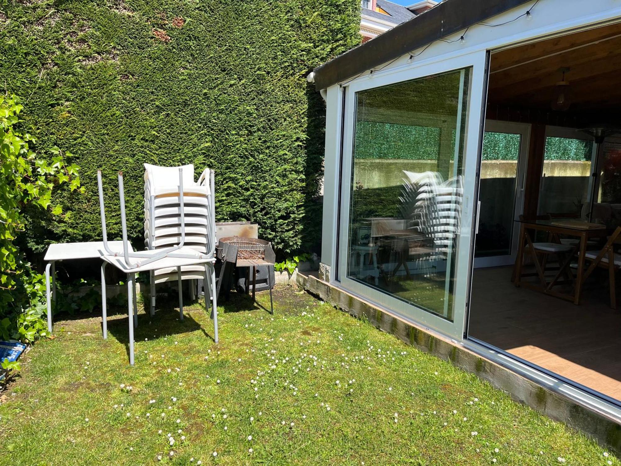 Habitaciones En Chalet Con Jardin Boo De Pielagos Luaran gambar